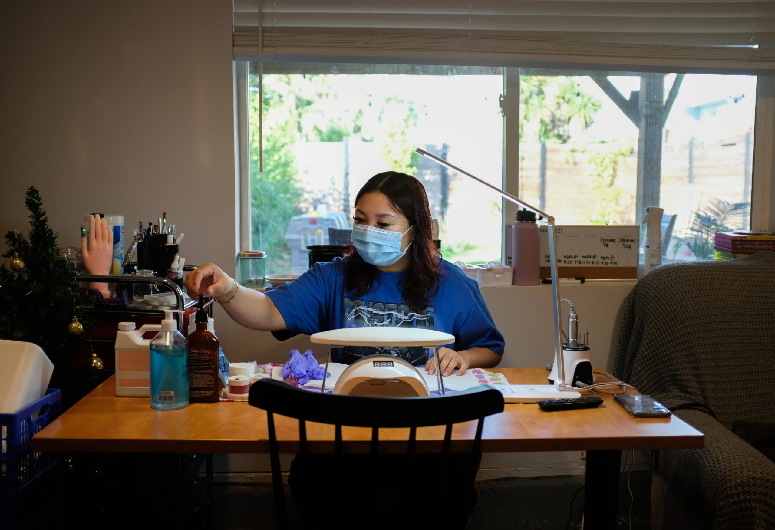 Meet San Francisco’s 17-Year-Old Self-Taught Nail Technician
