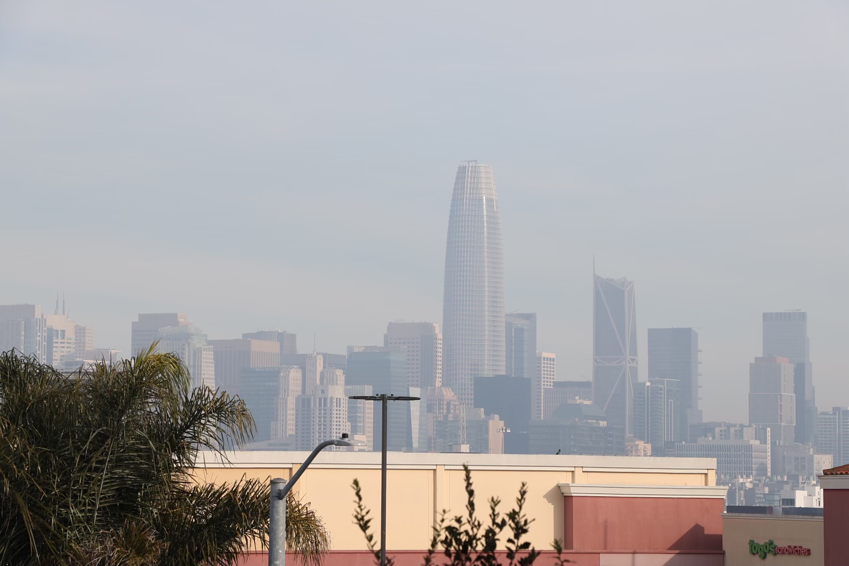 Polluted skies in San Francisco on January 13, 2022.