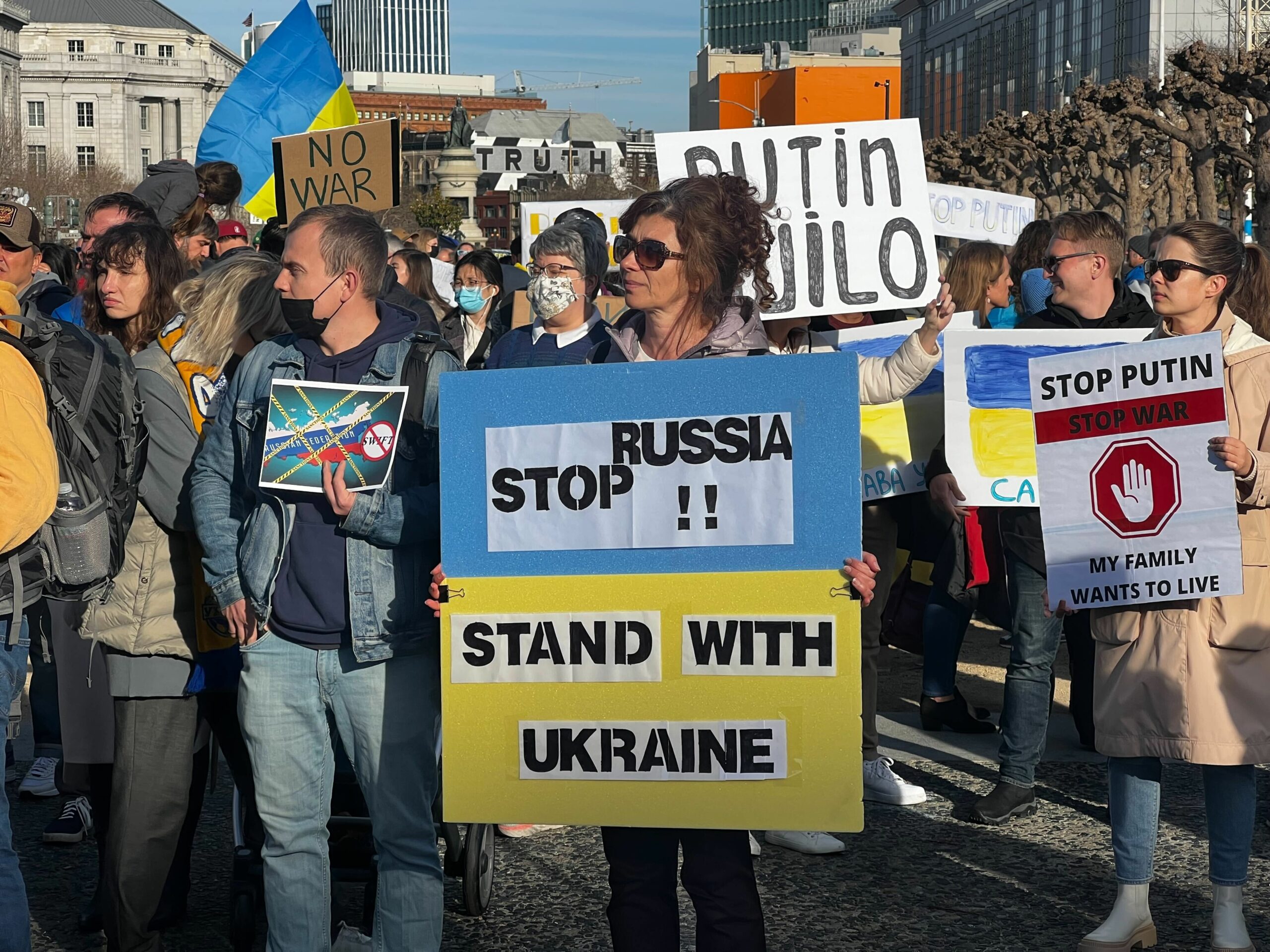 Ukrainians Across Bay Area Rally at SF City Hall as War with Russia Sparks Fears for Family, Friends Back Home