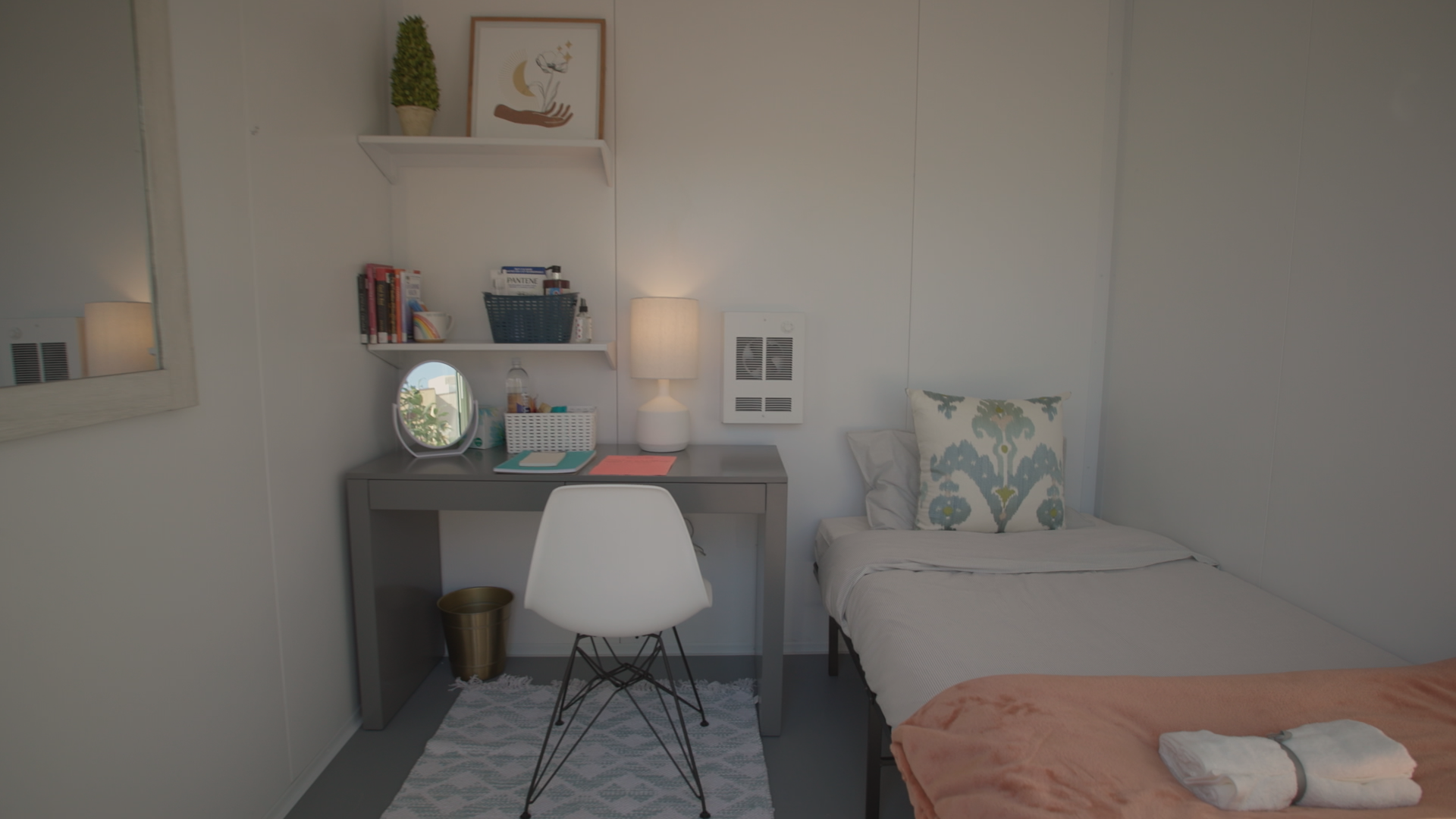 Transitional Housing Pop-Up Opens in SoMa