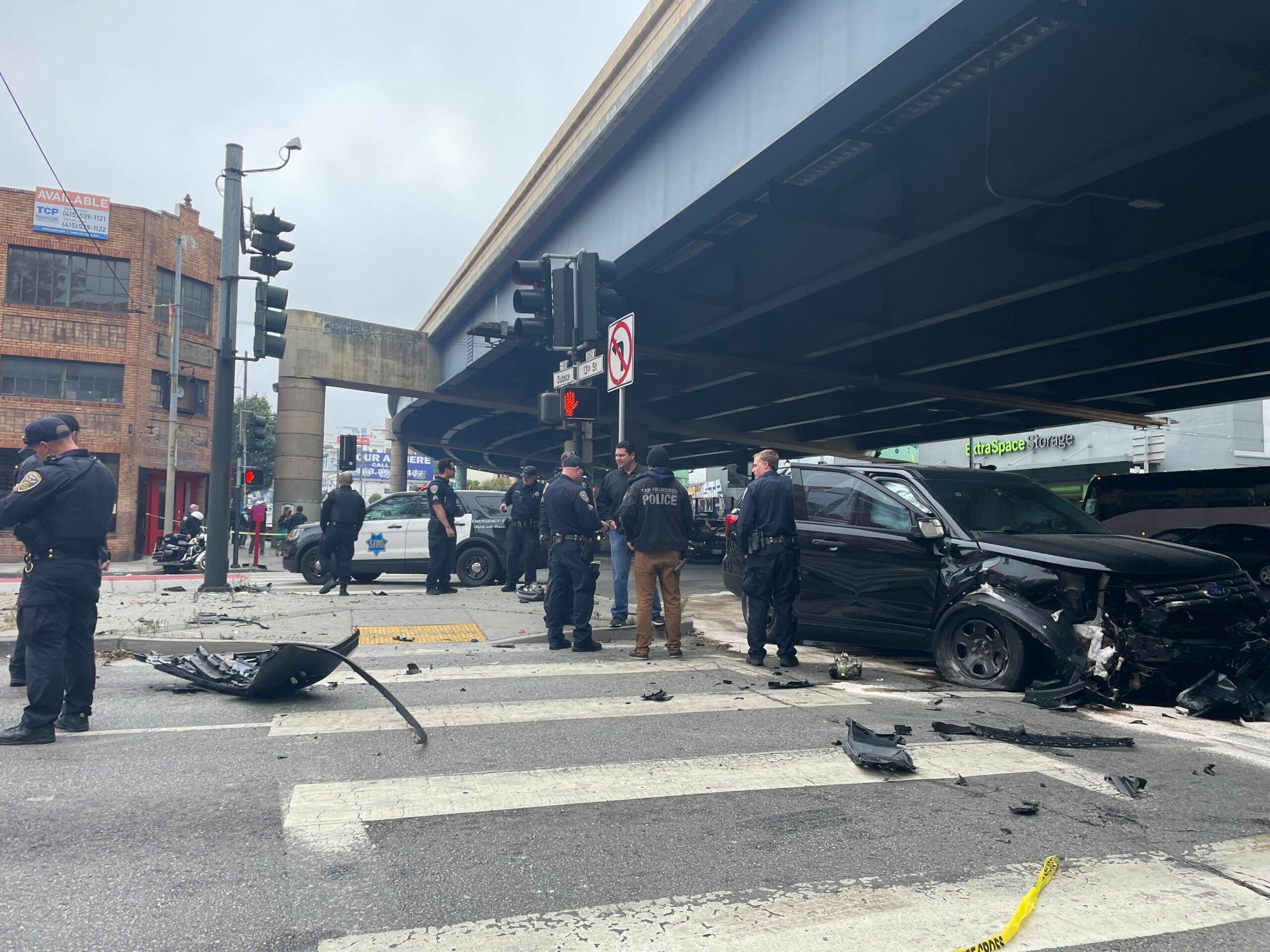 Crash at Mission and Duboce