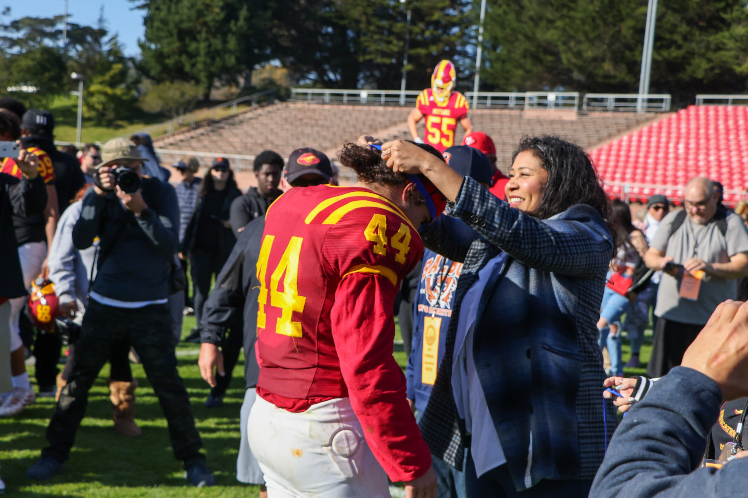 Lincoln knocks off Balboa in 96th Turkey Day Game to advance