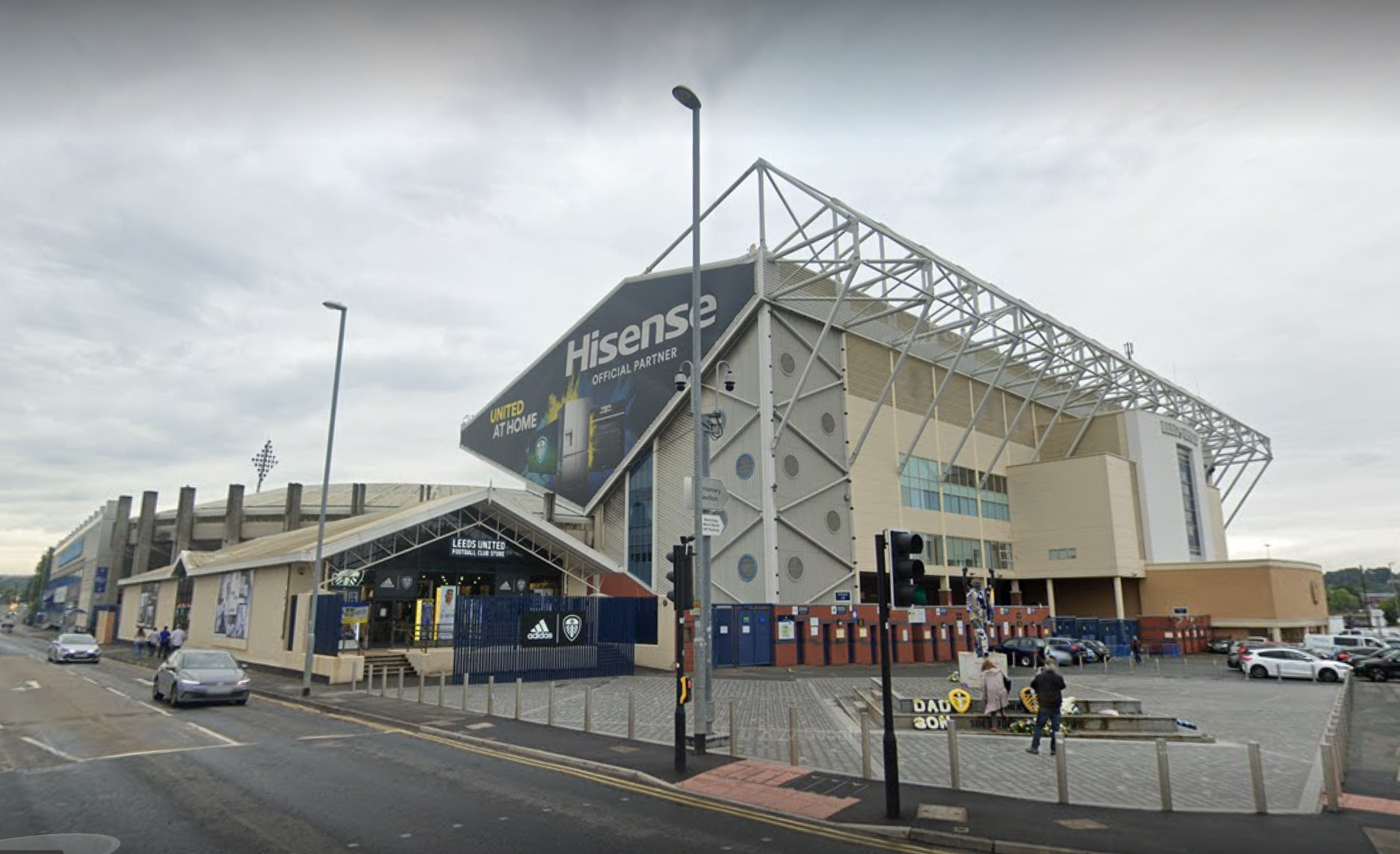 Reports: 49ers set to purchase English soccer club Leeds United