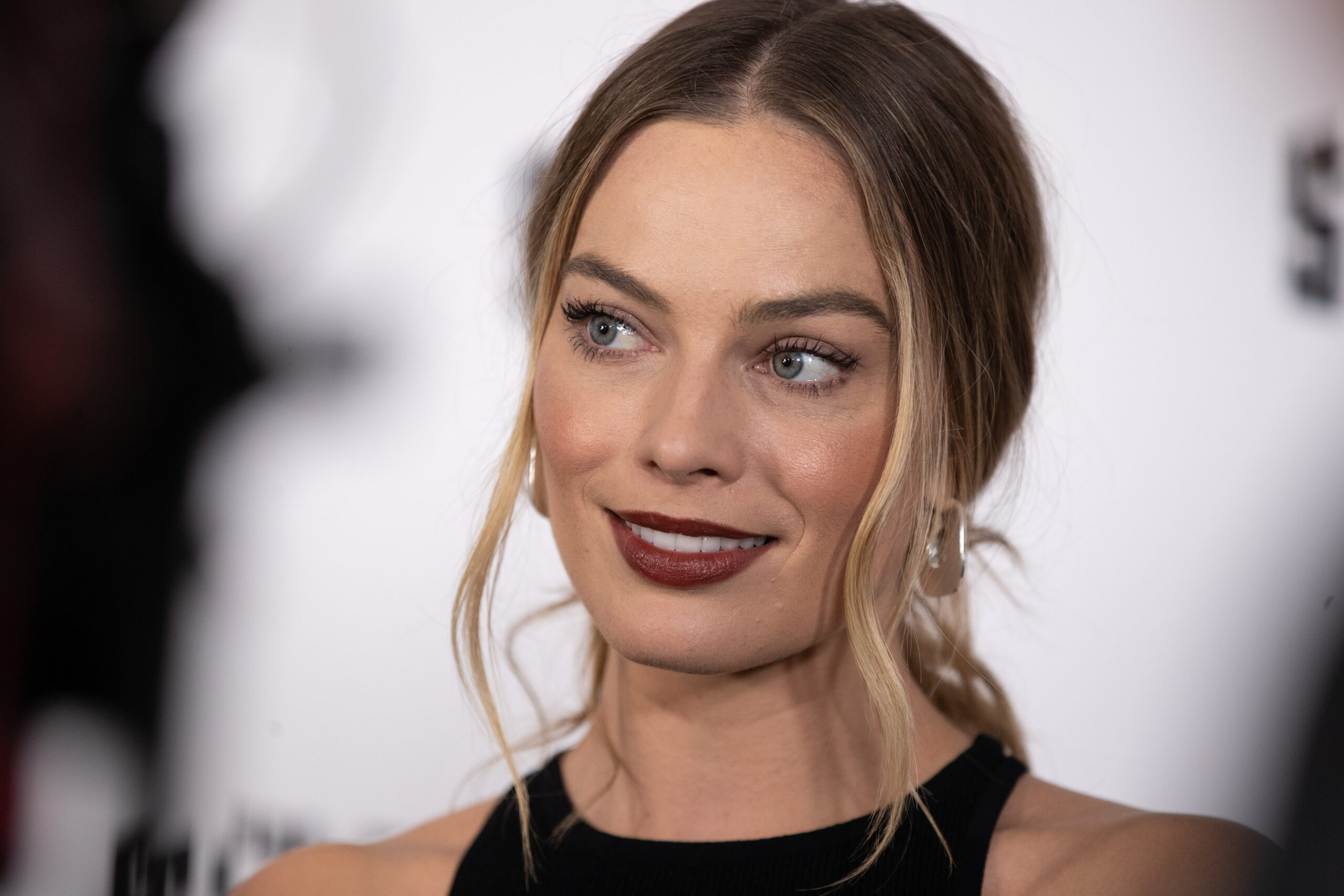 What does Margot Robbie think about SF? Here’s what she had to say at the SFFILM Awards