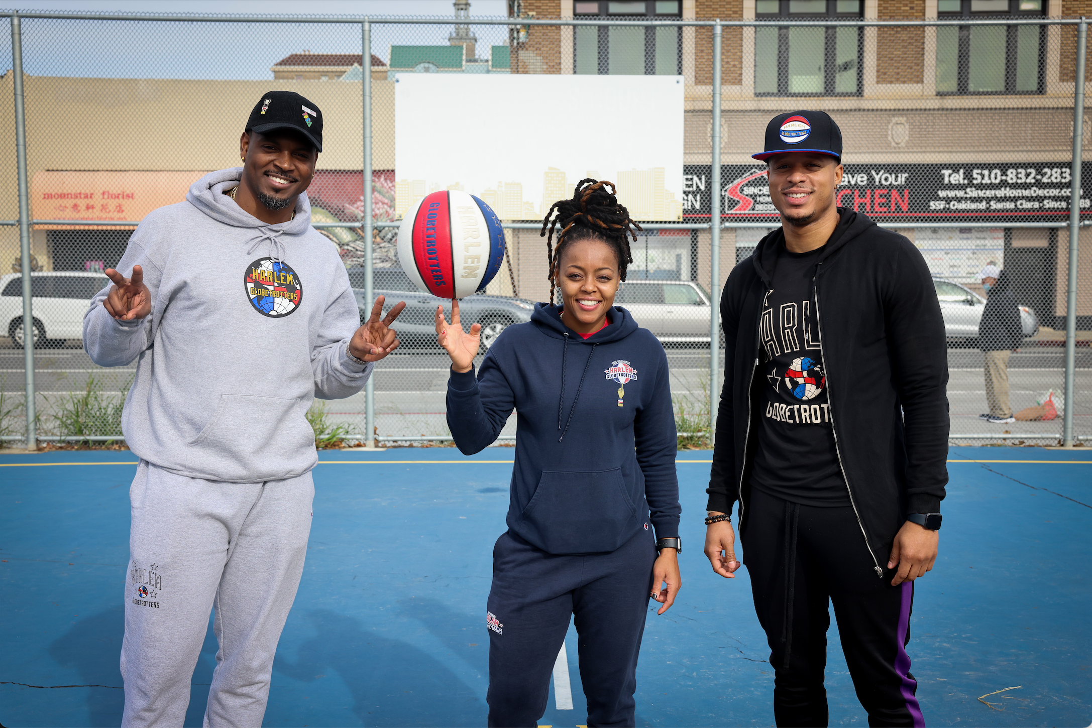 Famous Harlem Globetrotter to coach children in Martinsville