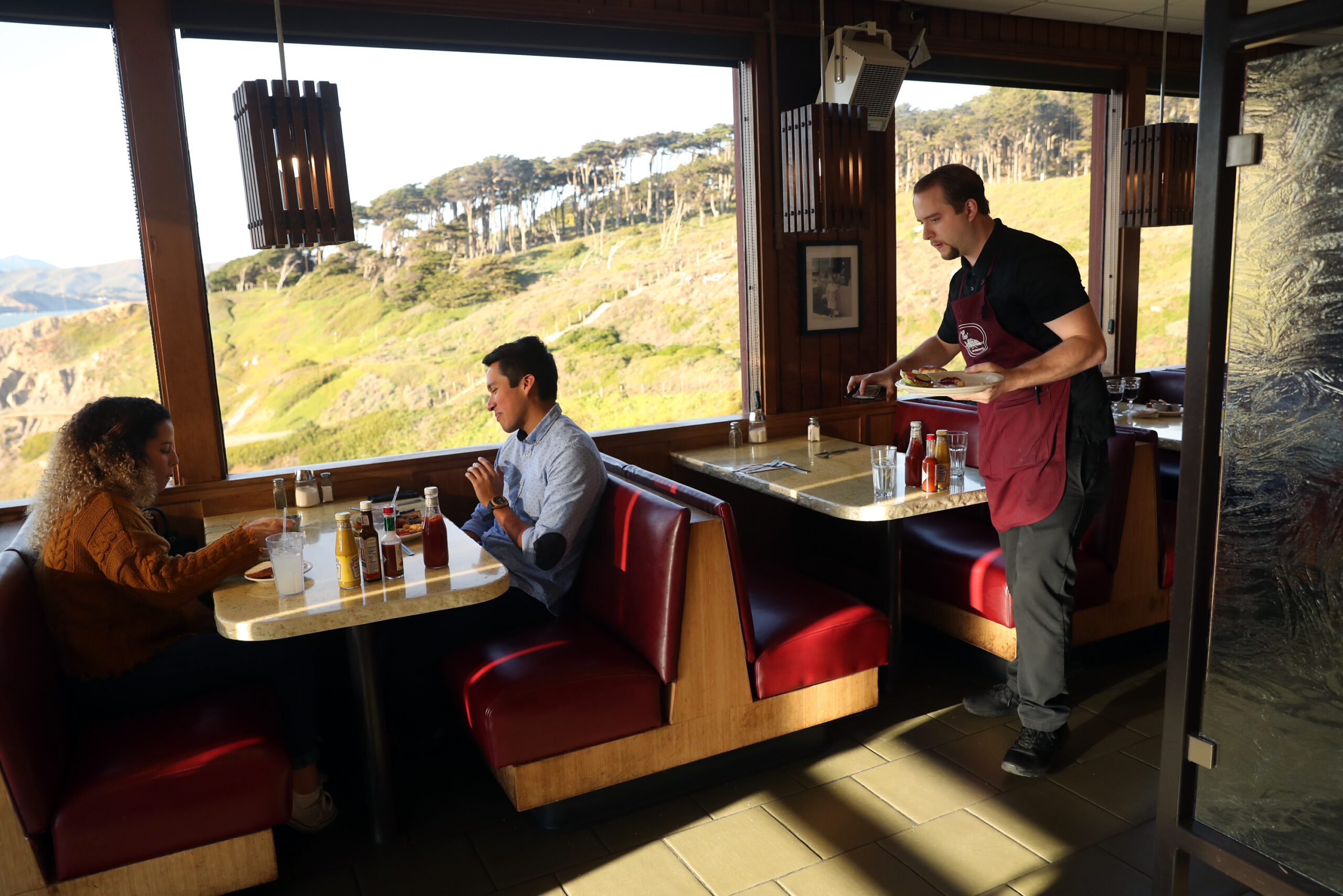 A new restaurant may open in Louis’ clifftop location in San Francisco