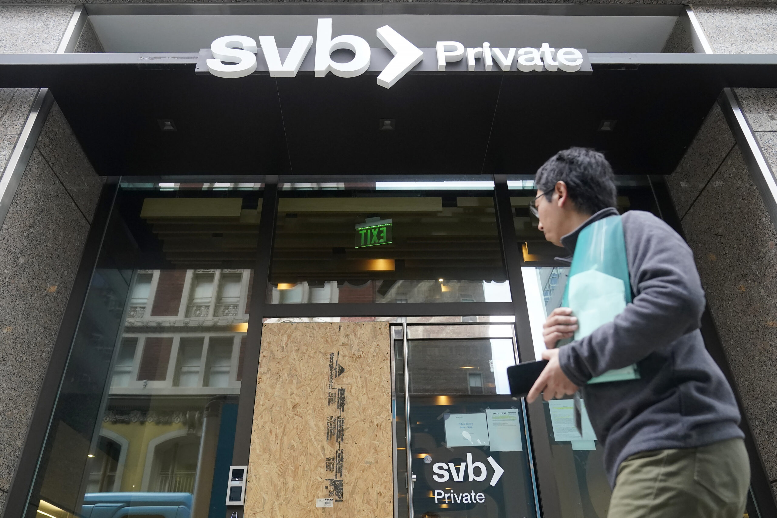 After SVB’s Failure, More Startups Are Parking Money in Big Banks
