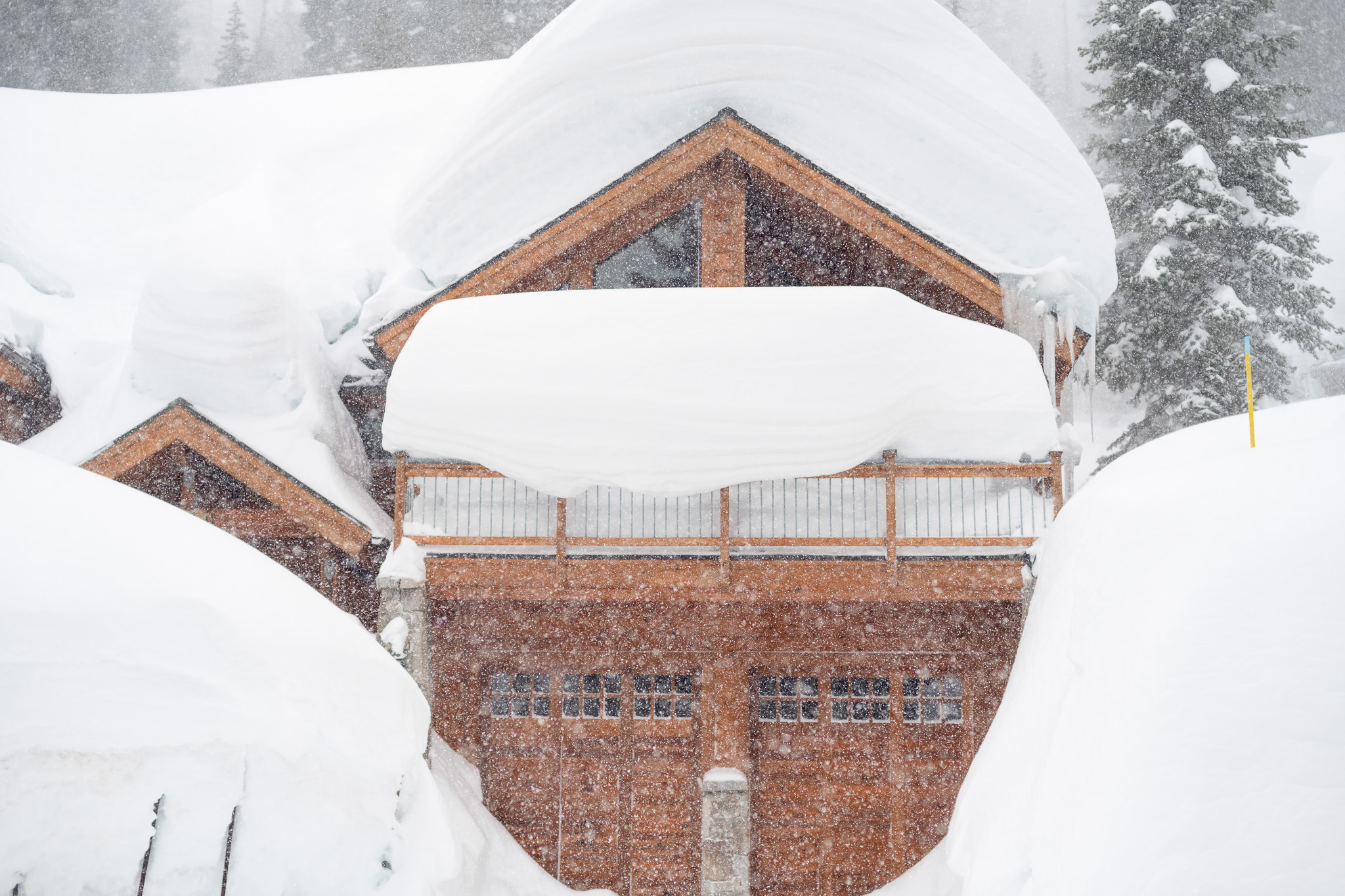 9 Surreal Photos of Tahoe Inundated With Snow