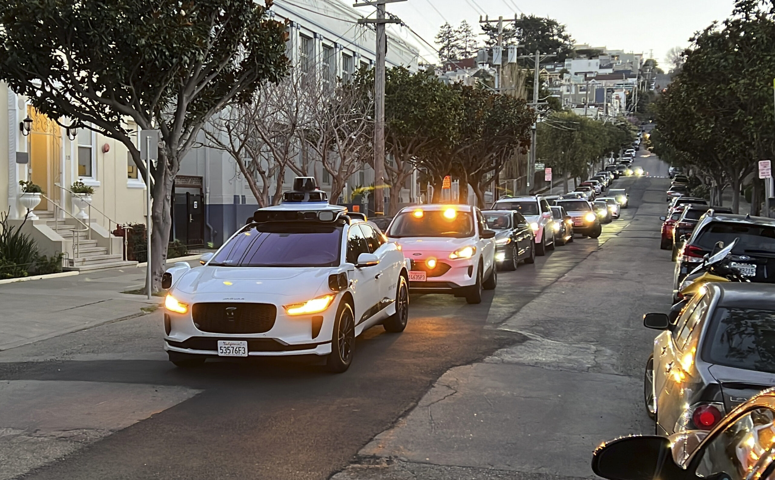 Cruise and Waymo’s San Francisco Robotaxi Operations Delayed by State Regulator