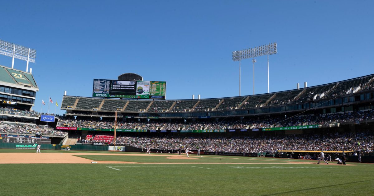 S.F. Giants could host Oakland A's home game while Las Vegas ballpark built