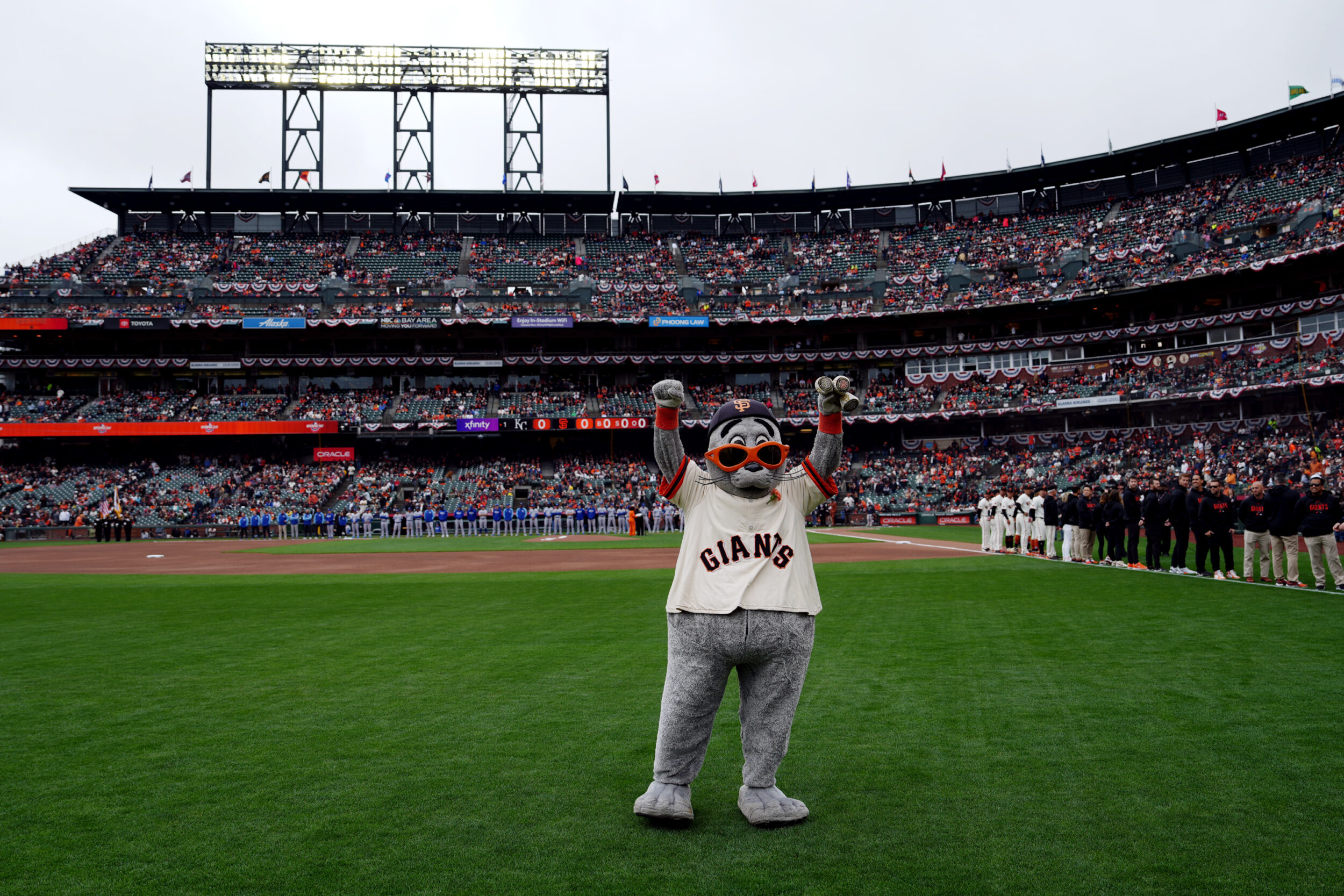 See Top Photos From the SF Giants' 2023 Home Opener