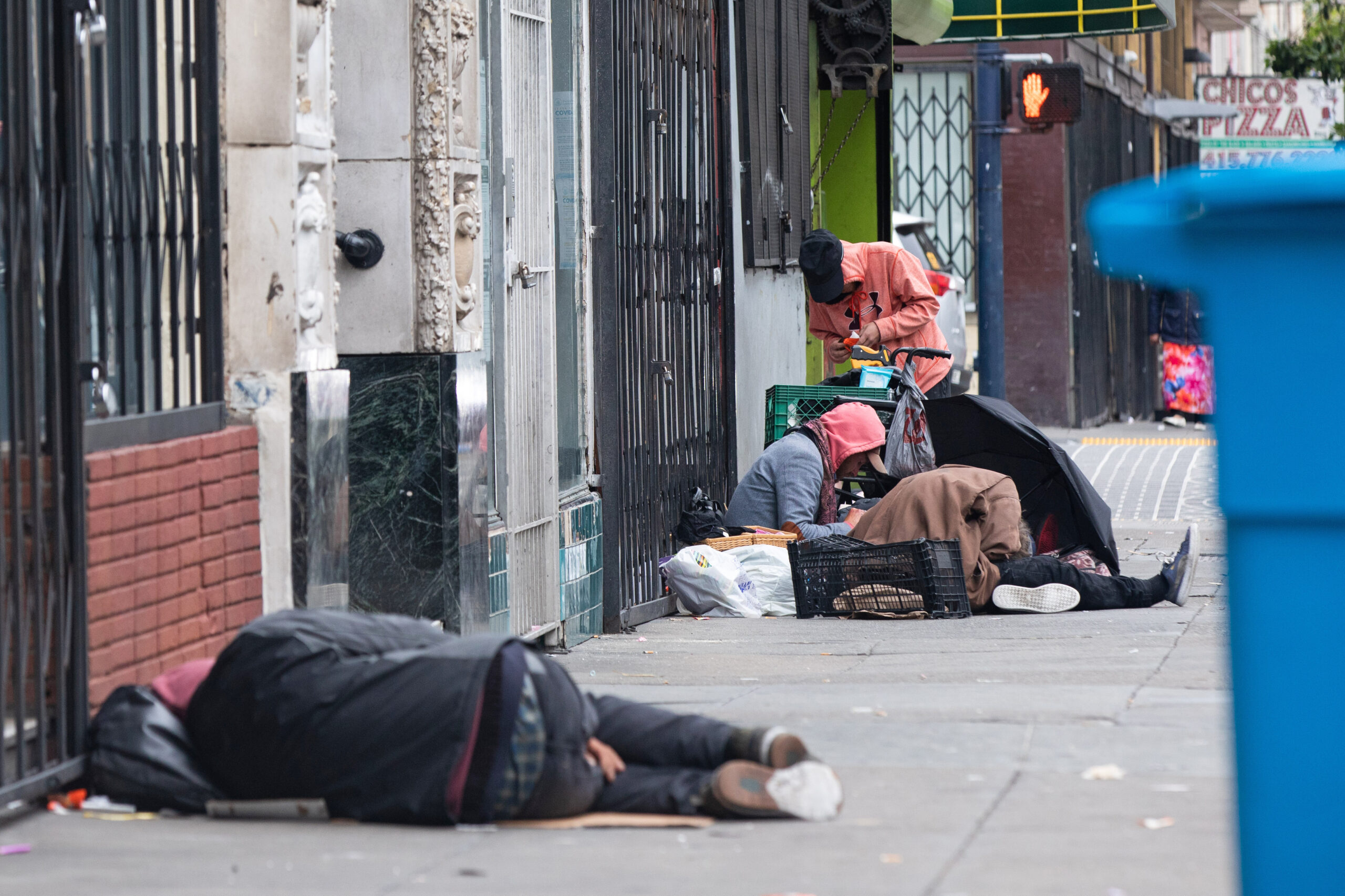 People like on a San Francisco street