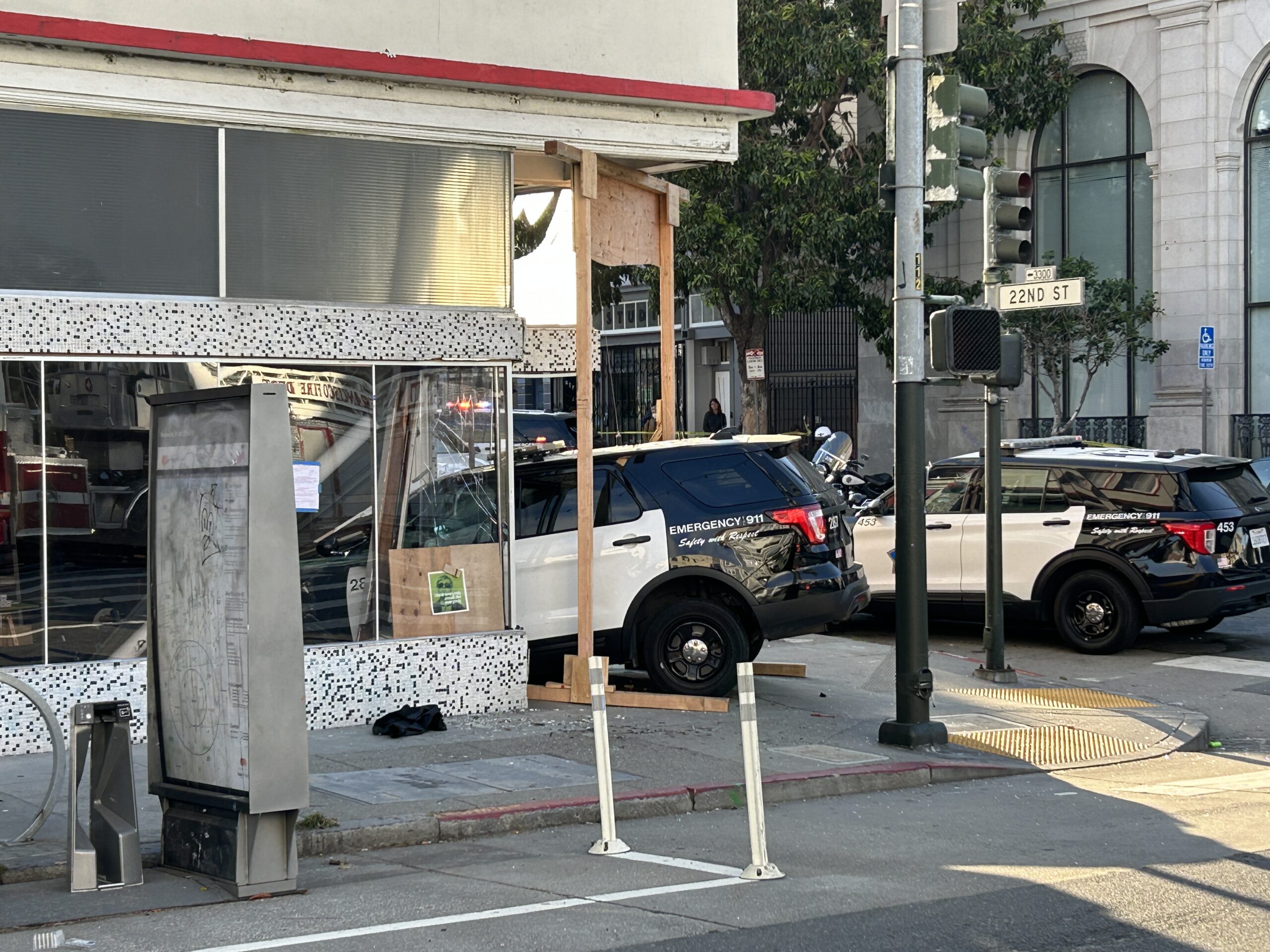 San Francisco Police Car Crashes Into Old Deli in Mission After Apparent Chase
