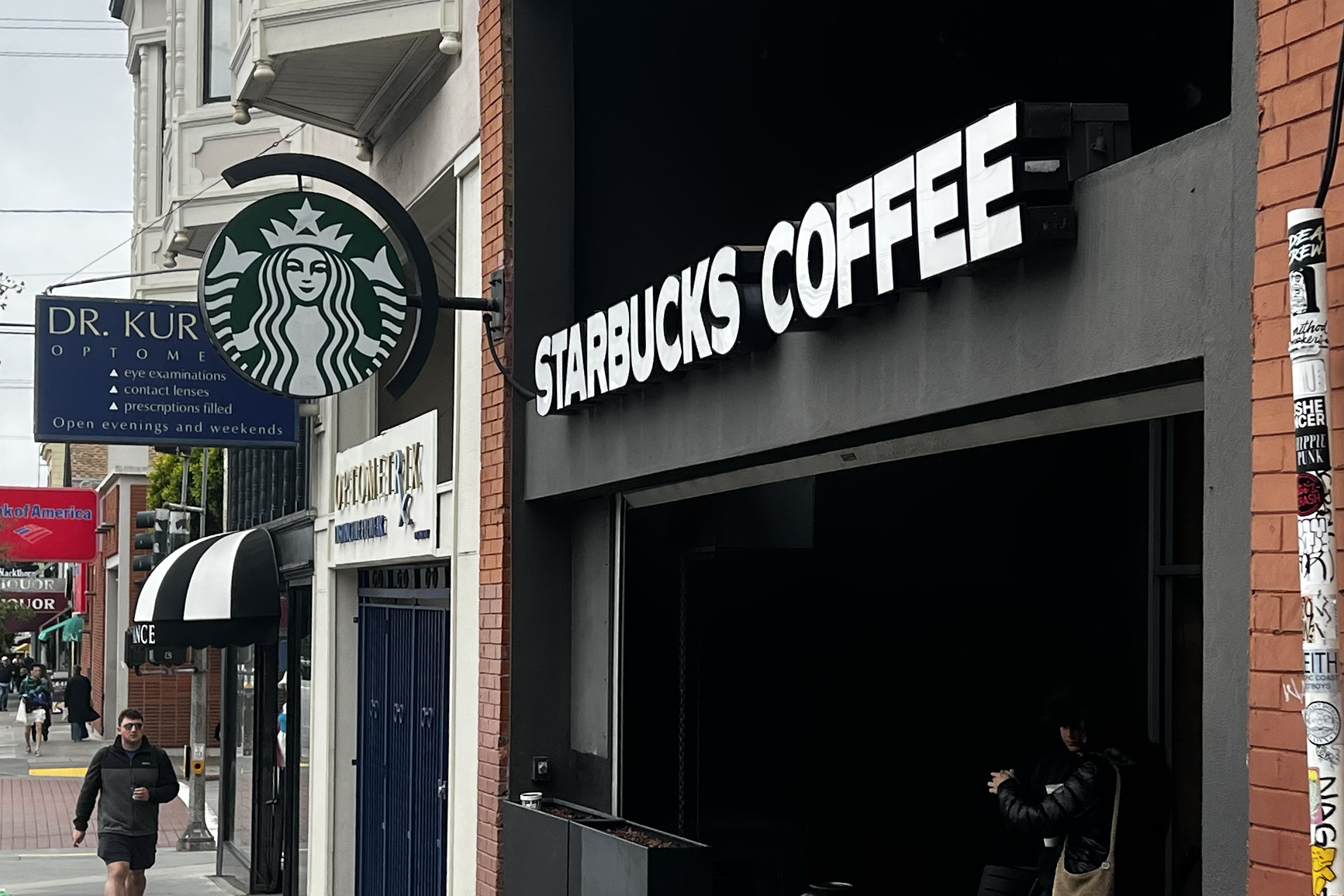 Starbucks workers in San Francisco’s Inner Sunset move to unionize