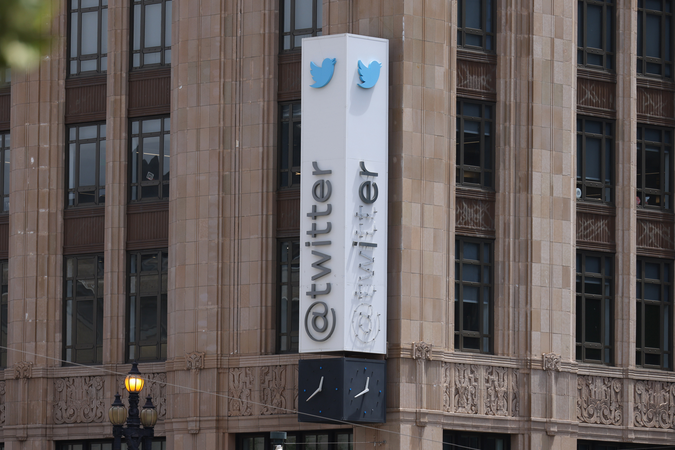 Twitter Sign Lettering Removed From Downtown San Francisco Office