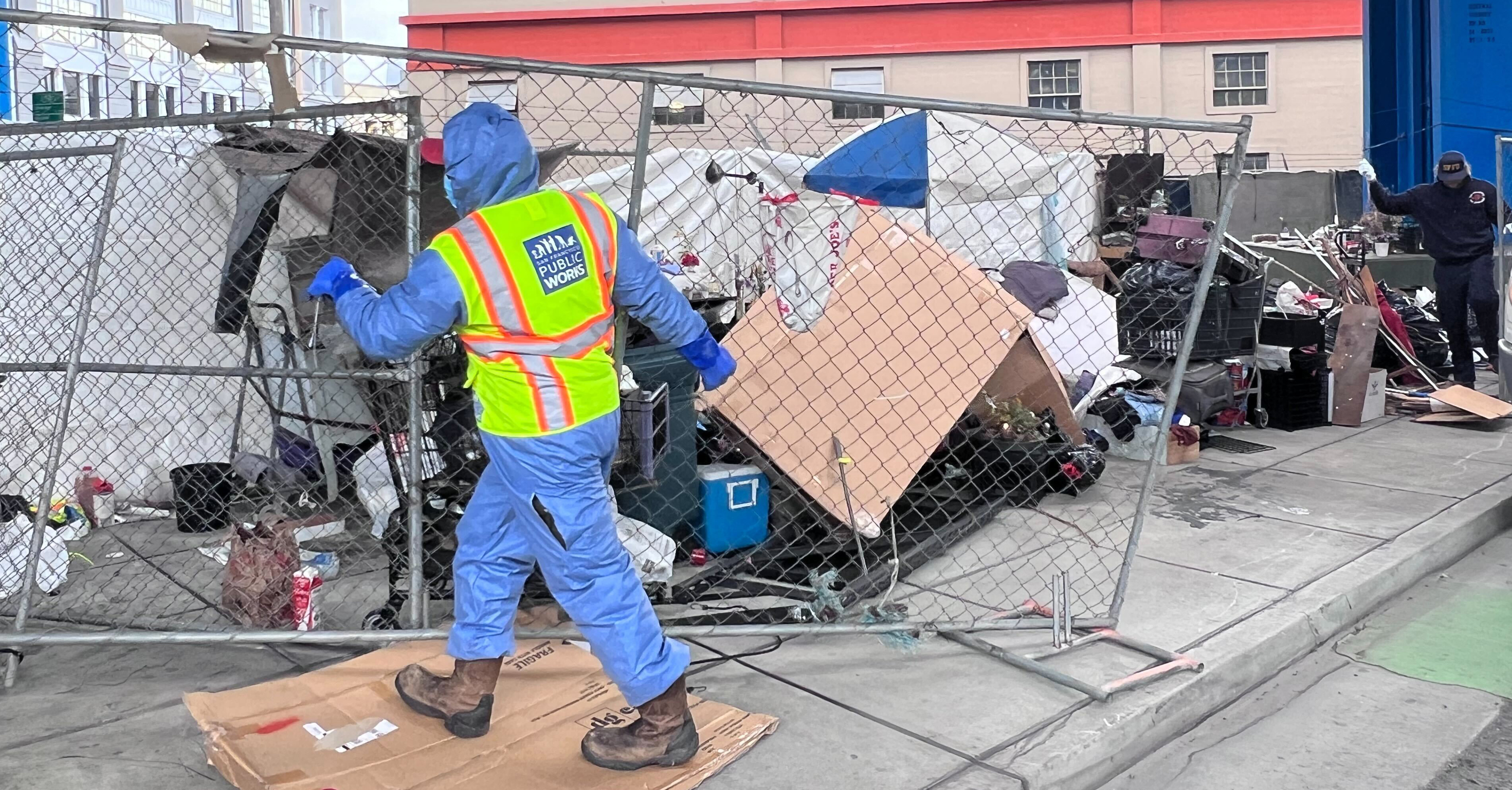San Francisco accused of failing to train workers who clear homeless camps