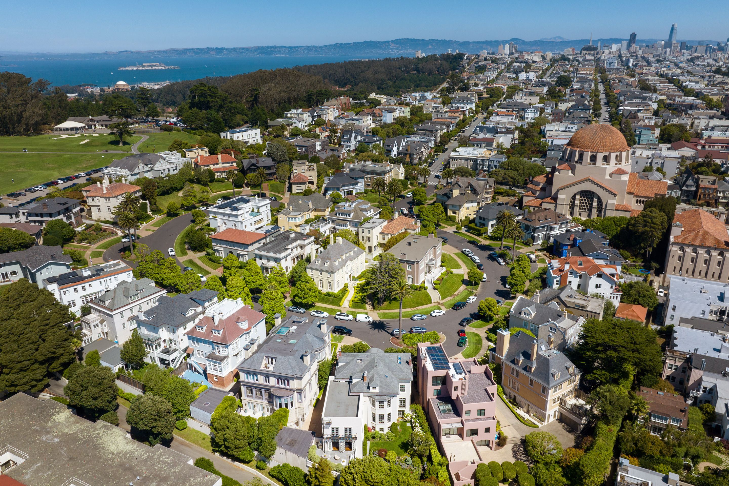 Why Are So Many Mansions in This Wealthy San Francisco Enclave Up for Sale? 