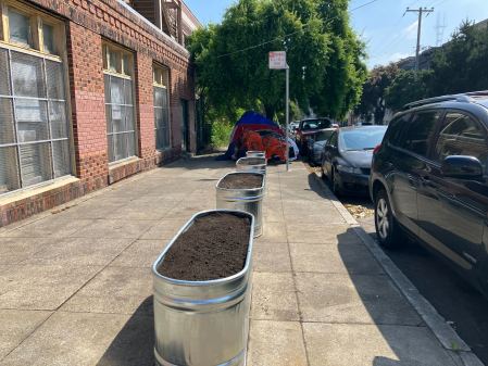San Francisco Homelessness: War Heats Up as Planters Dubbed ‘Hostile Architecture’