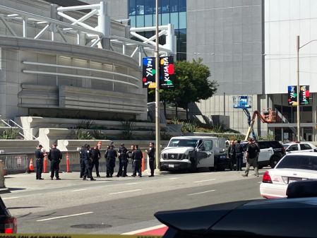 Police Chase Ends Outside Downtown San Francisco Tech Conference
