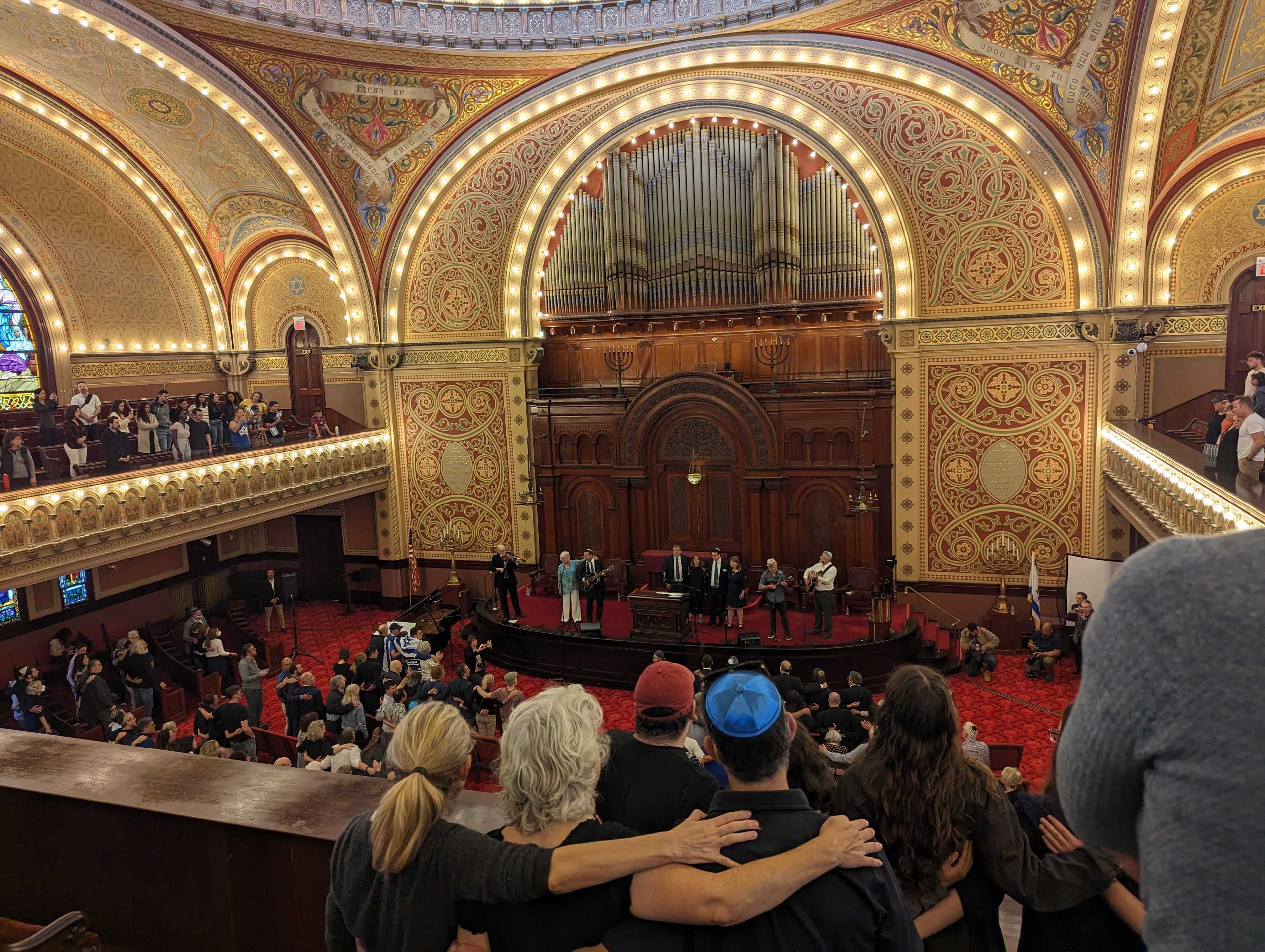 Jewish community members sang and mourned together Sunday at Congregration Sherith Israel in San Francisco.