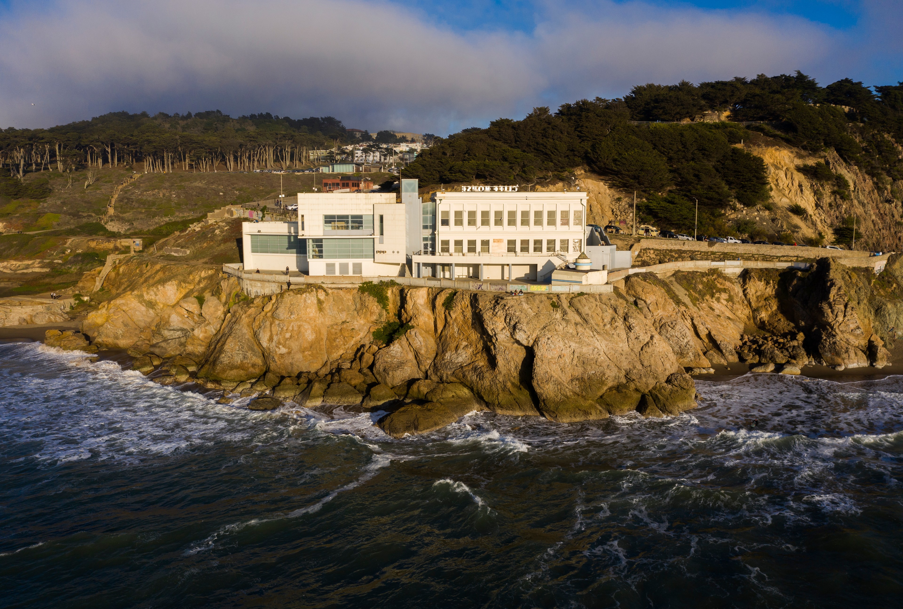 San Francisco’s famous Cliff House will reopen in 2024. But it may not be the ‘Cliff House’