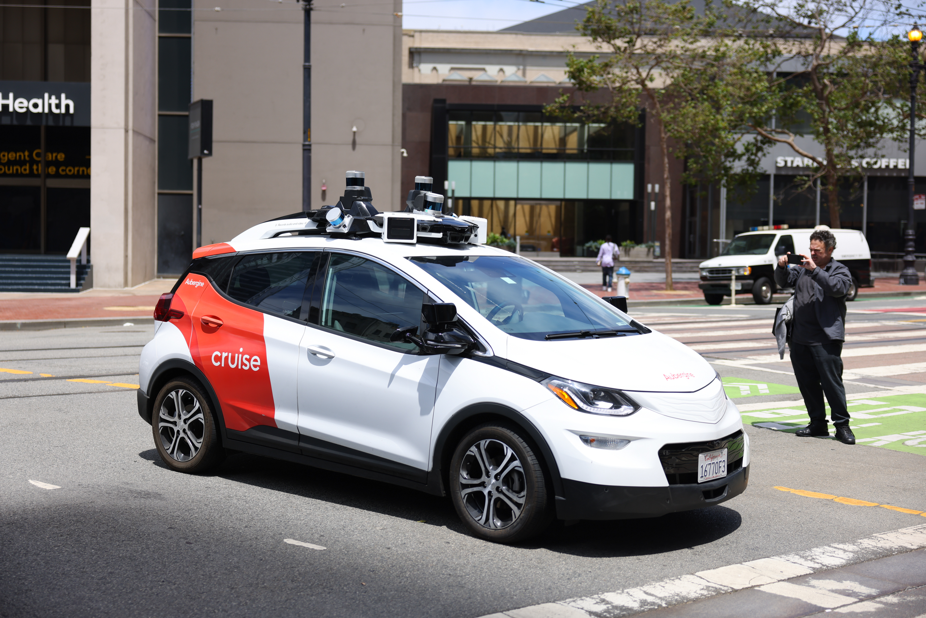 Cruise Robotaxis: What's Next As GM Pulls Investment?