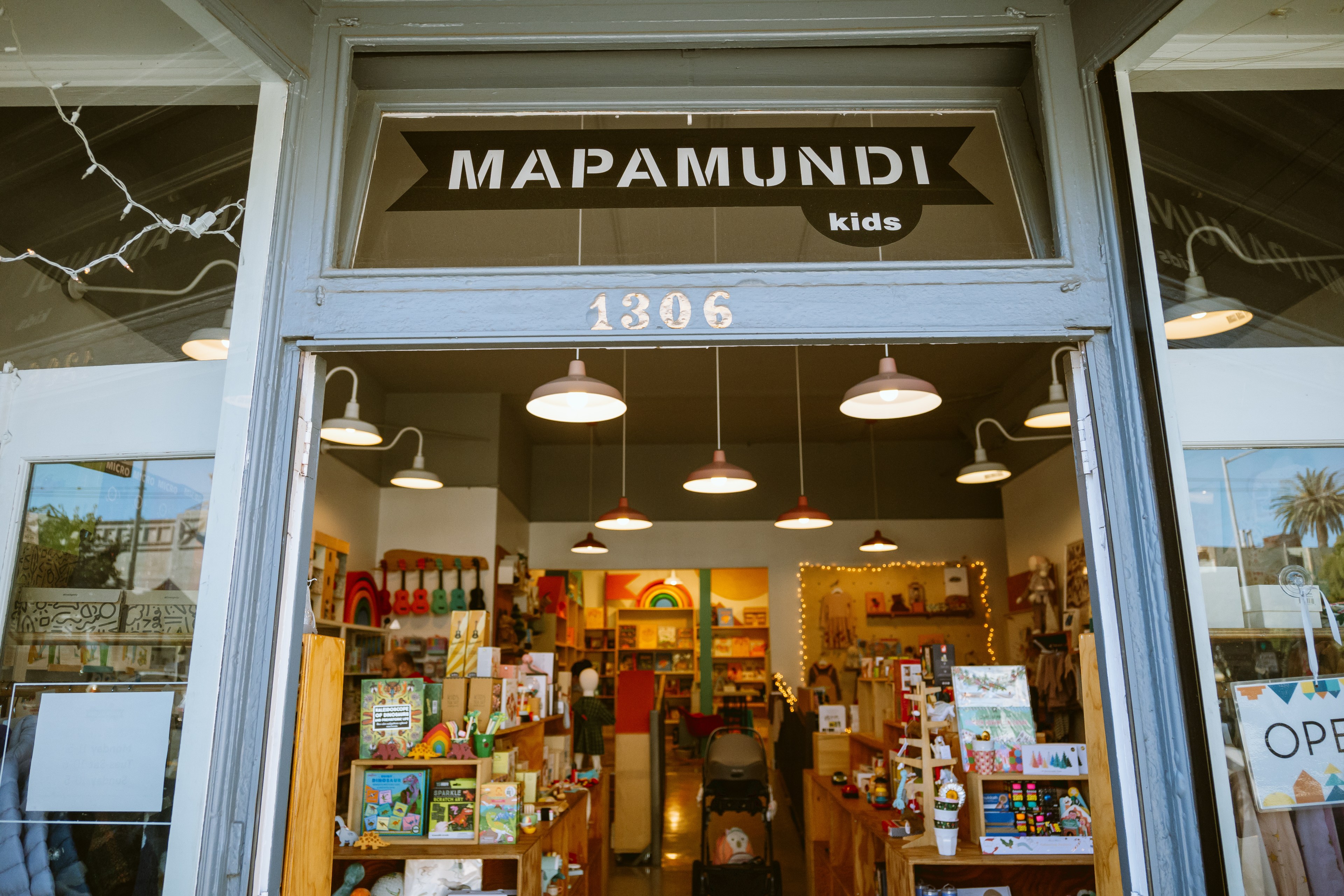 Exterior of Mapamundi Kids store in Noe Valley in San Francisco
