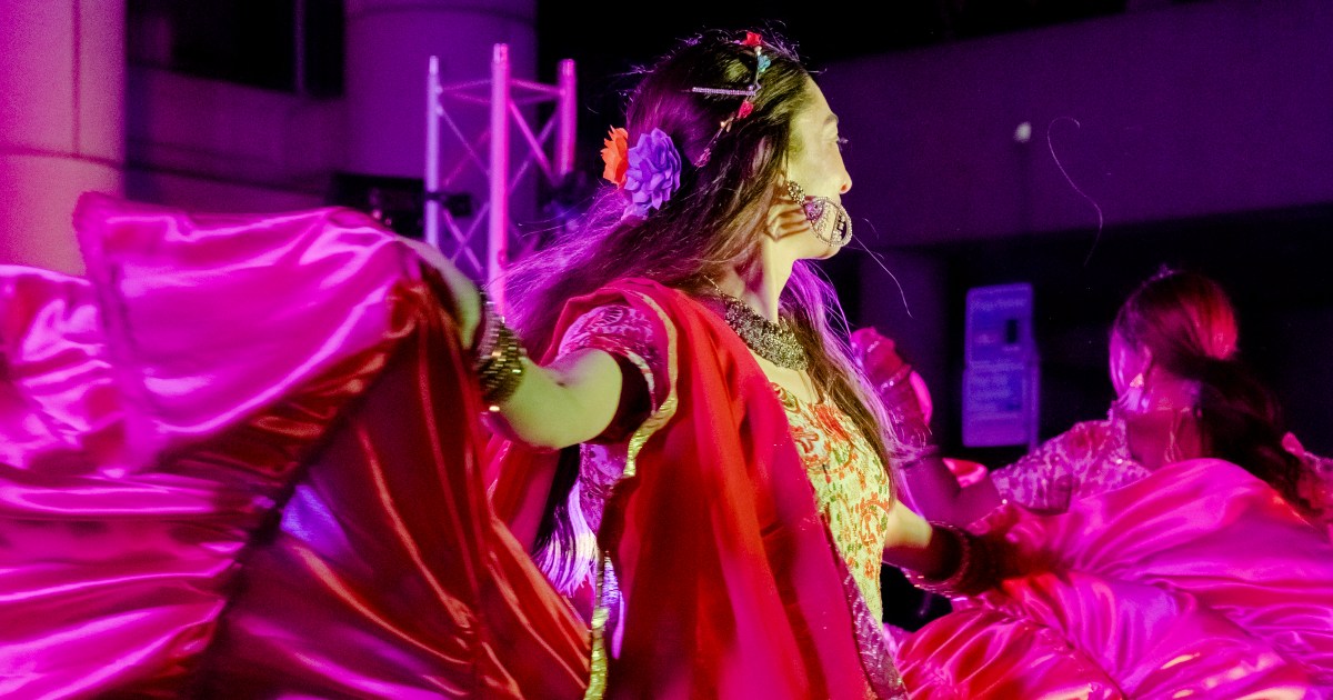 Bhangra, beats and glow-in-the-dark hula hoops: Diwali festival lights up SF