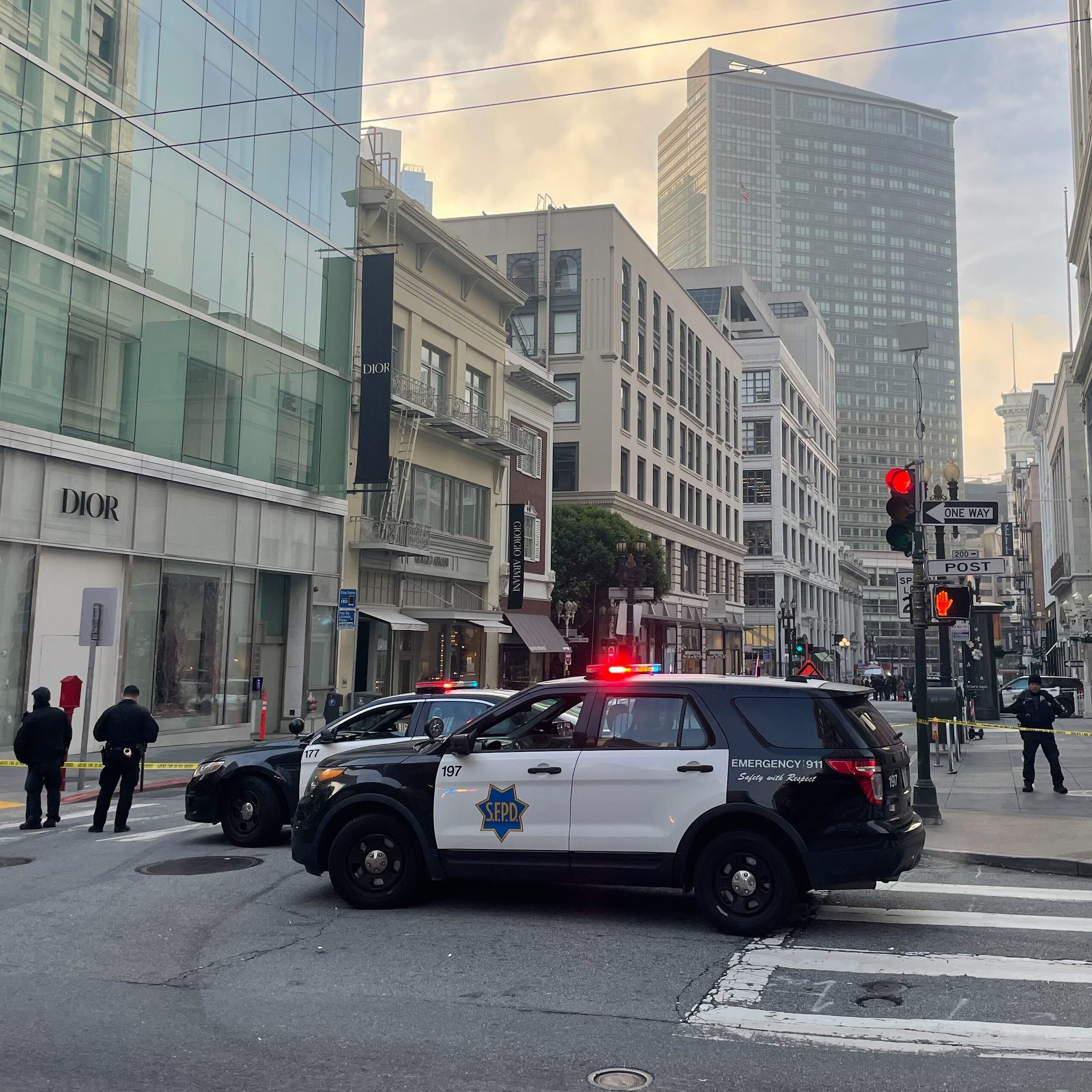 Cops cordon off Grant Avenue in Union Square