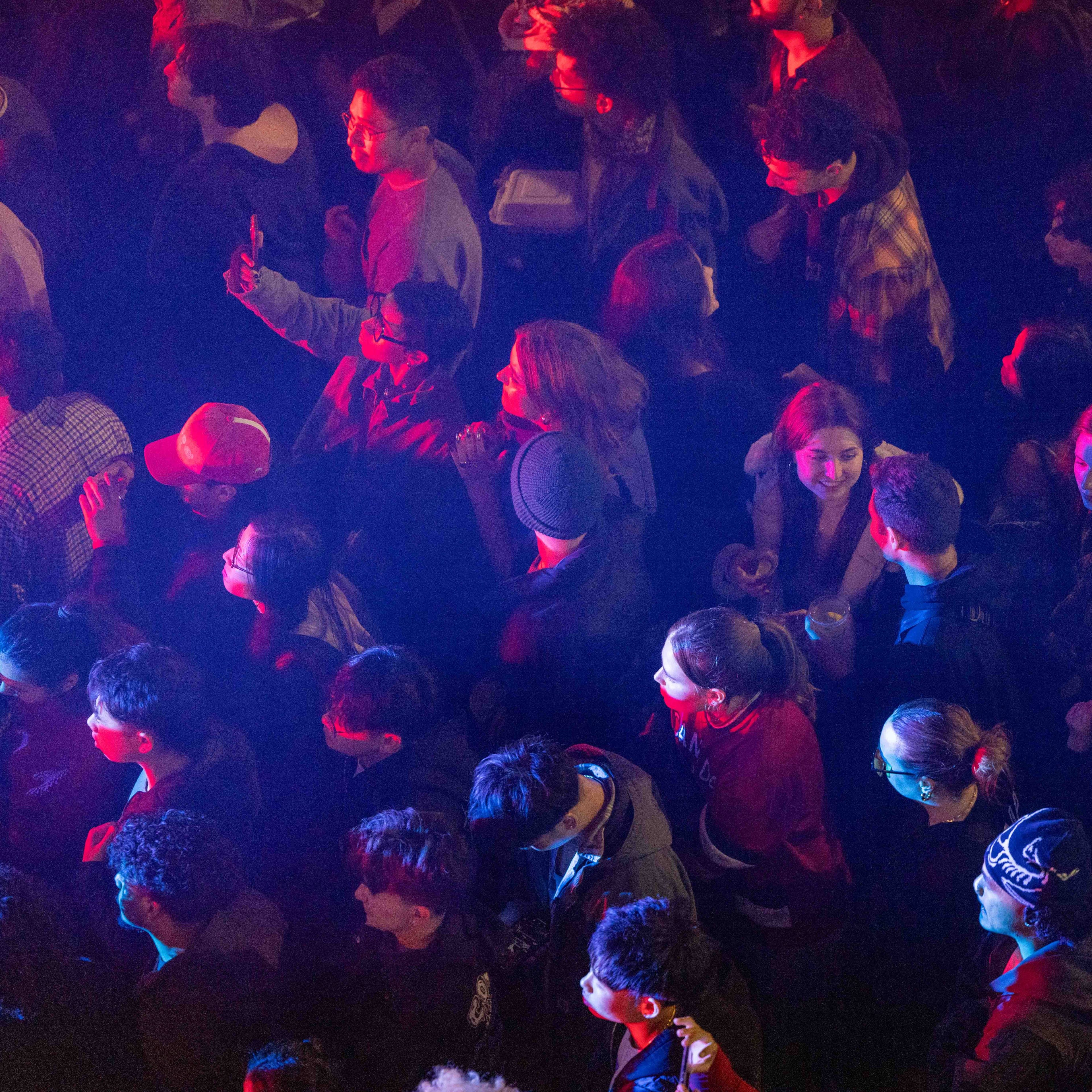 The crowd seen from above