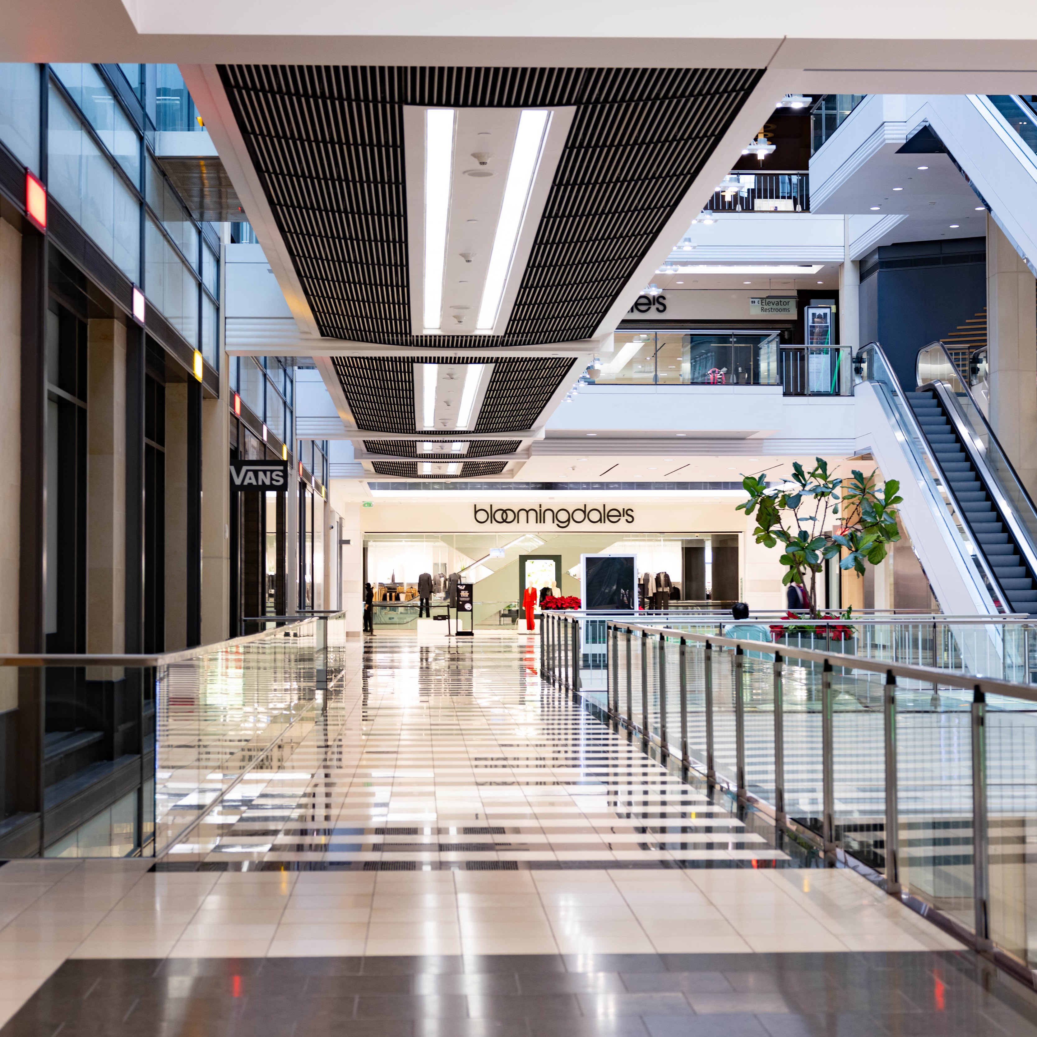 The San Francisco Centre, previously called the Westfield mall, attracts little to no shoppers in San Francisco on Tuesday, Nov. 21, 2023.